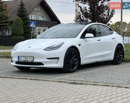 Белый Тесла Модель 3, объемом двигателя 0 л и пробегом 92 тыс. км за 19950 $, фото 7 на Automoto.ua