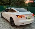Білий Тесла Модель 3, об'ємом двигуна 0 л та пробігом 172 тис. км за 12950 $, фото 7 на Automoto.ua