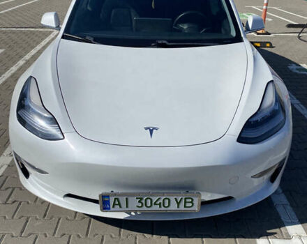 Белый Тесла Модель 3, объемом двигателя 0 л и пробегом 117 тыс. км за 21900 $, фото 10 на Automoto.ua