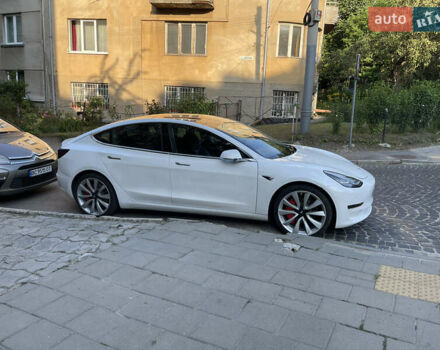 Білий Тесла Модель 3, об'ємом двигуна 0 л та пробігом 101 тис. км за 22500 $, фото 33 на Automoto.ua