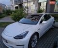 Білий Тесла Модель 3, об'ємом двигуна 0 л та пробігом 87 тис. км за 27000 $, фото 1 на Automoto.ua
