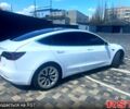 Білий Тесла Модель 3, об'ємом двигуна 0.37 л та пробігом 134 тис. км за 19000 $, фото 2 на Automoto.ua