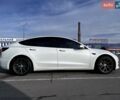 Білий Тесла Модель 3, об'ємом двигуна 0 л та пробігом 124 тис. км за 34900 $, фото 4 на Automoto.ua