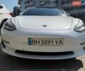 Білий Тесла Модель 3, об'ємом двигуна 0 л та пробігом 112 тис. км за 17500 $, фото 3 на Automoto.ua