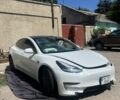 Белый Тесла Модель 3, объемом двигателя 0 л и пробегом 120 тыс. км за 10000 $, фото 1 на Automoto.ua