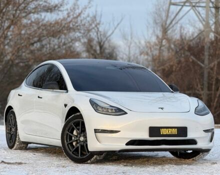 Білий Тесла Модель 3, об'ємом двигуна 0 л та пробігом 190 тис. км за 15950 $, фото 6 на Automoto.ua