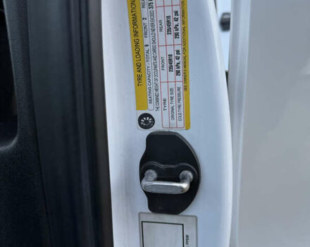 Белый Тесла Модель 3, объемом двигателя 0 л и пробегом 139 тыс. км за 17750 $, фото 50 на Automoto.ua