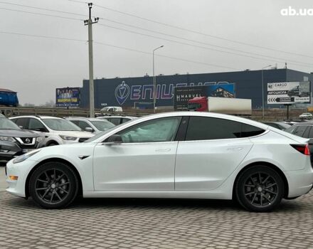 Білий Тесла Модель 3, об'ємом двигуна 0 л та пробігом 203 тис. км за 12000 $, фото 2 на Automoto.ua