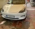 Білий Тесла Модель 3, об'ємом двигуна 0 л та пробігом 150 тис. км за 17989 $, фото 1 на Automoto.ua
