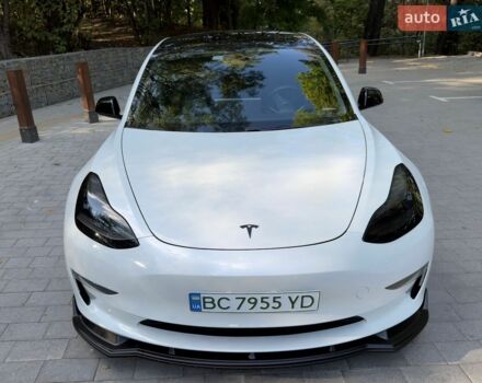 Белый Тесла Модель 3, объемом двигателя 0 л и пробегом 76 тыс. км за 17500 $, фото 2 на Automoto.ua