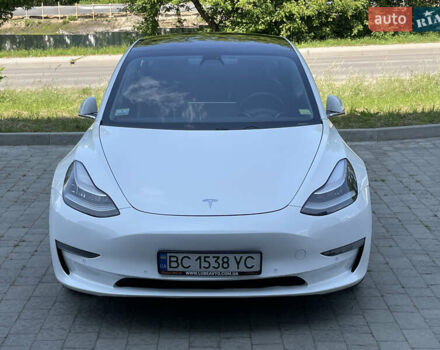 Тесла Модель 3 2019 в Новояворовск на Automoto.ua Белый Тесла Модель 3, объемом двигателя 0 л и пробегом 260 тыс. км за 15800 $, фото 23 на Automoto.ua