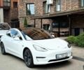 Білий Тесла Модель 3, об'ємом двигуна 0 л та пробігом 172 тис. км за 13500 $, фото 2 на Automoto.ua