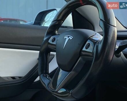 Белый Тесла Модель 3, объемом двигателя 0 л и пробегом 85 тыс. км за 18000 $, фото 21 на Automoto.ua