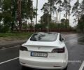 Білий Тесла Модель 3, об'ємом двигуна 0 л та пробігом 83 тис. км за 17500 $, фото 4 на Automoto.ua