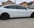 Белый Тесла Модель 3, объемом двигателя 0 л и пробегом 72 тыс. км за 18900 $, фото 5 на Automoto.ua