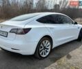 Білий Тесла Модель 3, об'ємом двигуна 0 л та пробігом 78 тис. км за 16600 $, фото 5 на Automoto.ua