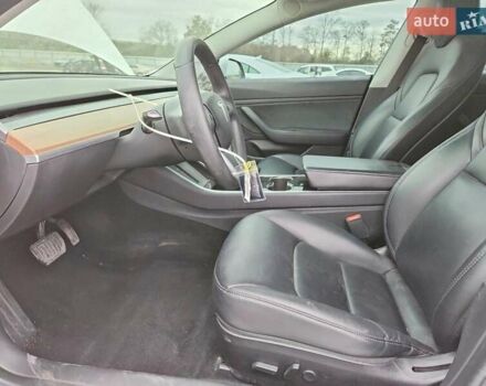 Белый Тесла Модель 3, объемом двигателя 0 л и пробегом 170 тыс. км за 5500 $, фото 6 на Automoto.ua