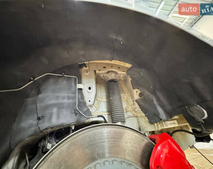 Білий Тесла Модель 3, об'ємом двигуна 0 л та пробігом 70 тис. км за 22500 $, фото 29 на Automoto.ua