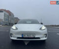 Белый Тесла Модель 3, объемом двигателя 0 л и пробегом 73 тыс. км за 17000 $, фото 6 на Automoto.ua
