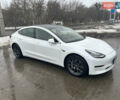 Білий Тесла Модель 3, об'ємом двигуна 0 л та пробігом 140 тис. км за 15700 $, фото 2 на Automoto.ua