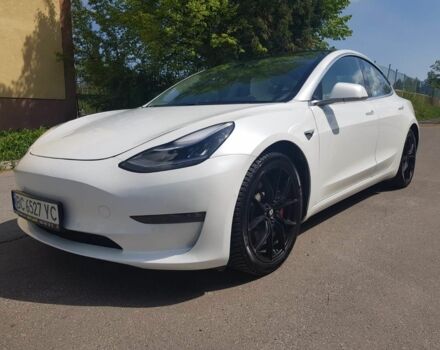 Білий Тесла Модель 3, об'ємом двигуна 0 л та пробігом 164 тис. км за 431 $, фото 1 на Automoto.ua