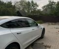 Белый Тесла Модель 3, объемом двигателя 0 л и пробегом 83 тыс. км за 18000 $, фото 4 на Automoto.ua