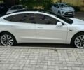 Белый Тесла Модель 3, объемом двигателя 0 л и пробегом 128 тыс. км за 17999 $, фото 3 на Automoto.ua
