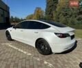 Белый Тесла Модель 3, объемом двигателя 0 л и пробегом 112 тыс. км за 16500 $, фото 12 на Automoto.ua
