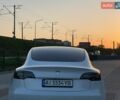 Белый Тесла Модель 3, объемом двигателя 0 л и пробегом 118 тыс. км за 14800 $, фото 5 на Automoto.ua