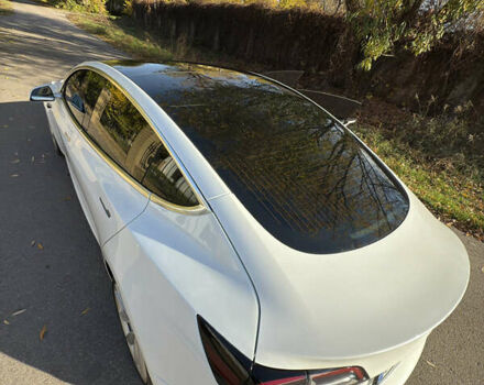 Белый Тесла Модель 3, объемом двигателя 0 л и пробегом 114 тыс. км за 16000 $, фото 10 на Automoto.ua