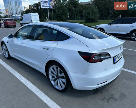 Білий Тесла Модель 3, об'ємом двигуна 0 л та пробігом 142 тис. км за 25850 $, фото 6 на Automoto.ua