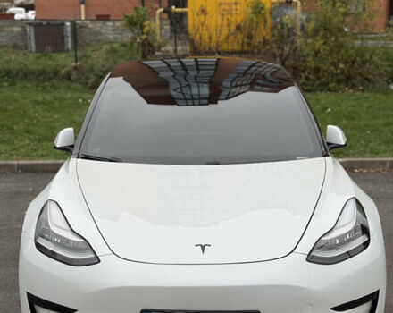 Білий Тесла Модель 3, об'ємом двигуна 0 л та пробігом 139 тис. км за 15700 $, фото 4 на Automoto.ua