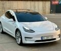 Белый Тесла Модель 3, объемом двигателя 0 л и пробегом 172 тыс. км за 15500 $, фото 5 на Automoto.ua