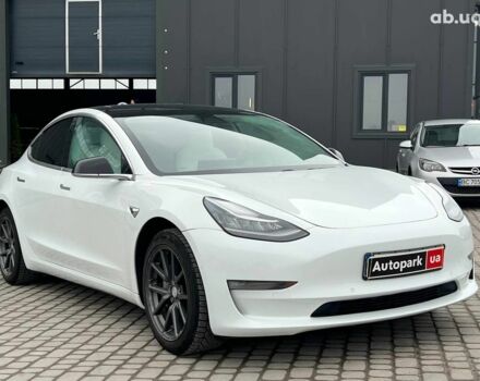 Білий Тесла Модель 3, об'ємом двигуна 0 л та пробігом 203 тис. км за 12000 $, фото 10 на Automoto.ua