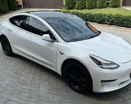 Білий Тесла Модель 3, об'ємом двигуна 0 л та пробігом 195 тис. км за 13700 $, фото 9 на Automoto.ua