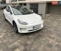 Белый Тесла Модель 3, объемом двигателя 0 л и пробегом 100 тыс. км за 18400 $, фото 1 на Automoto.ua