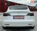 Белый Тесла Модель 3, объемом двигателя 0 л и пробегом 203 тыс. км за 16900 $, фото 18 на Automoto.ua