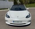 Белый Тесла Модель 3, объемом двигателя 0 л и пробегом 202 тыс. км за 14500 $, фото 1 на Automoto.ua