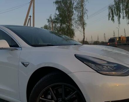 Белый Тесла Модель 3, объемом двигателя 0 л и пробегом 66 тыс. км за 15800 $, фото 18 на Automoto.ua