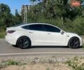Білий Тесла Модель 3, об'ємом двигуна 0 л та пробігом 201 тис. км за 14500 $, фото 10 на Automoto.ua