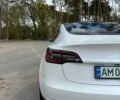 Білий Тесла Модель 3, об'ємом двигуна 0 л та пробігом 130 тис. км за 17800 $, фото 6 на Automoto.ua