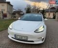 Білий Тесла Модель 3, об'ємом двигуна 0 л та пробігом 82 тис. км за 17600 $, фото 3 на Automoto.ua