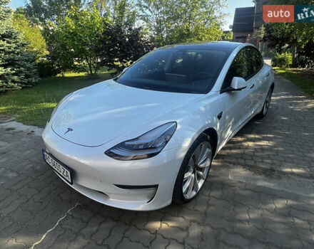 Белый Тесла Модель 3, объемом двигателя 0 л и пробегом 72 тыс. км за 22500 $, фото 5 на Automoto.ua