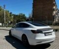 Белый Тесла Модель 3, объемом двигателя 0 л и пробегом 100 тыс. км за 16900 $, фото 16 на Automoto.ua