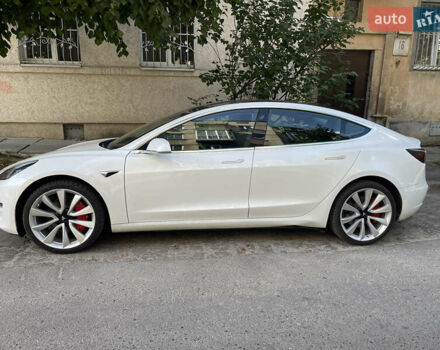 Білий Тесла Модель 3, об'ємом двигуна 0 л та пробігом 101 тис. км за 22500 $, фото 31 на Automoto.ua