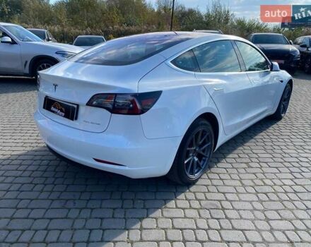 Белый Тесла Модель 3, объемом двигателя 0 л и пробегом 177 тыс. км за 17500 $, фото 6 на Automoto.ua