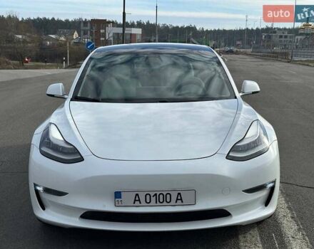 Белый Тесла Модель 3, объемом двигателя 0 л и пробегом 85 тыс. км за 17300 $, фото 8 на Automoto.ua