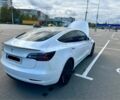 Білий Тесла Модель 3, об'ємом двигуна 0 л та пробігом 120 тис. км за 17800 $, фото 2 на Automoto.ua