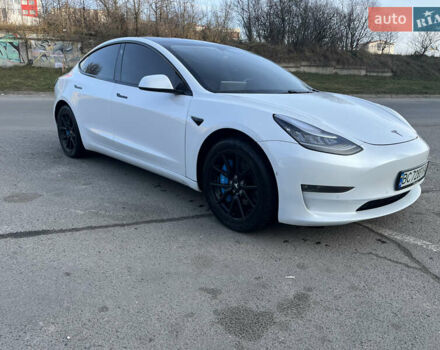 Белый Тесла Модель 3, объемом двигателя 0 л и пробегом 101 тыс. км за 18400 $, фото 8 на Automoto.ua