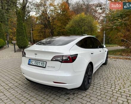 Білий Тесла Модель 3, об'ємом двигуна 0 л та пробігом 105 тис. км за 22250 $, фото 21 на Automoto.ua